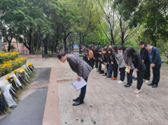 我們的節日· 清明丨德晟集團開展“萬朵鮮花祭英烈”主題活動